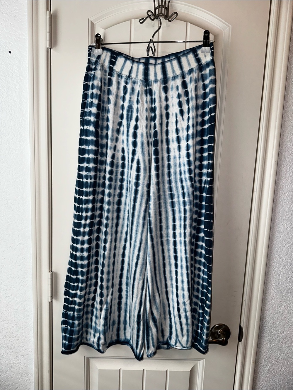Johnny Was Calme Blue and White Tie-Dye Pima Cotton/Modal Blend Pants size L
